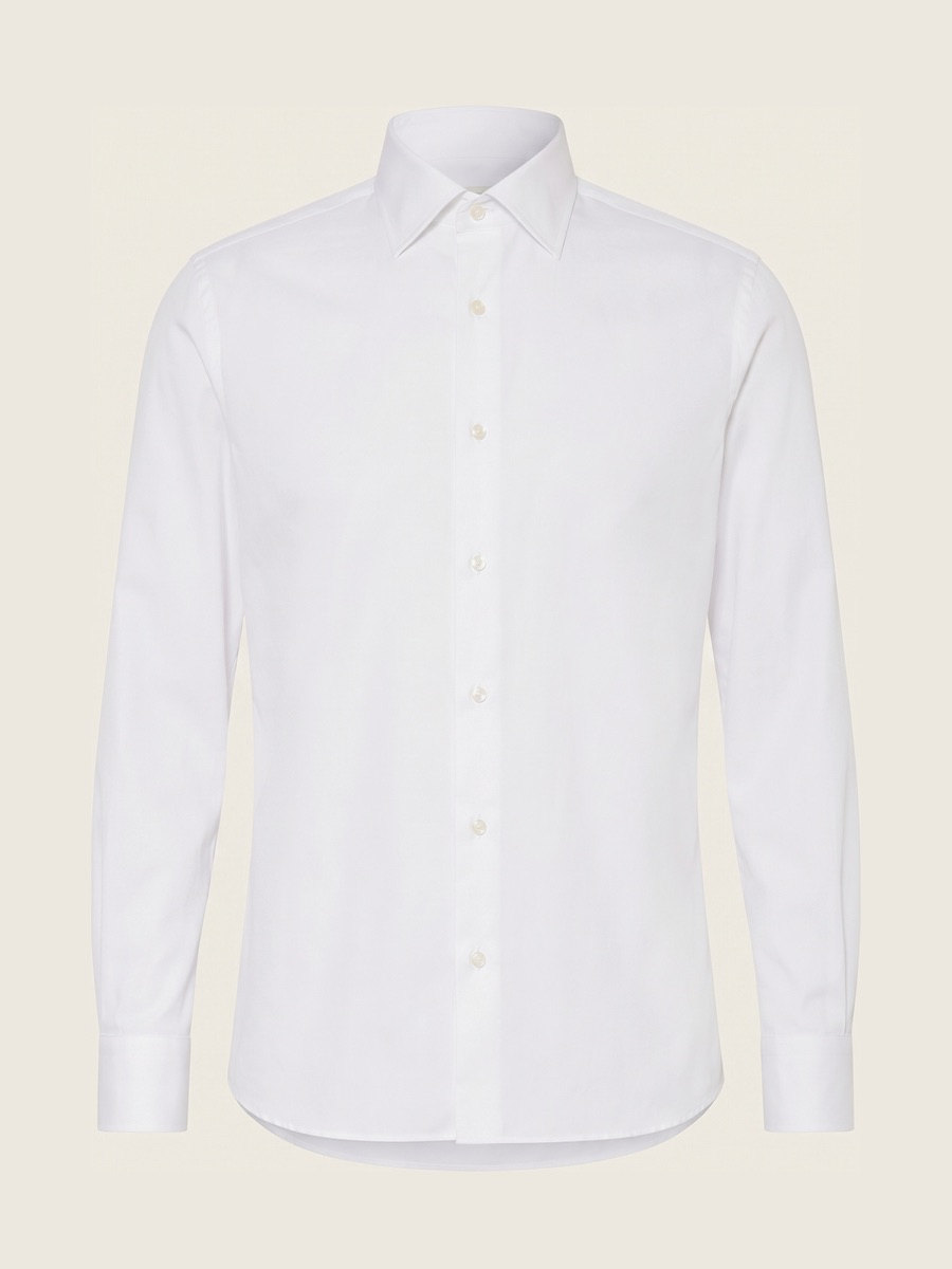 White shirt, point collar, studio packshot