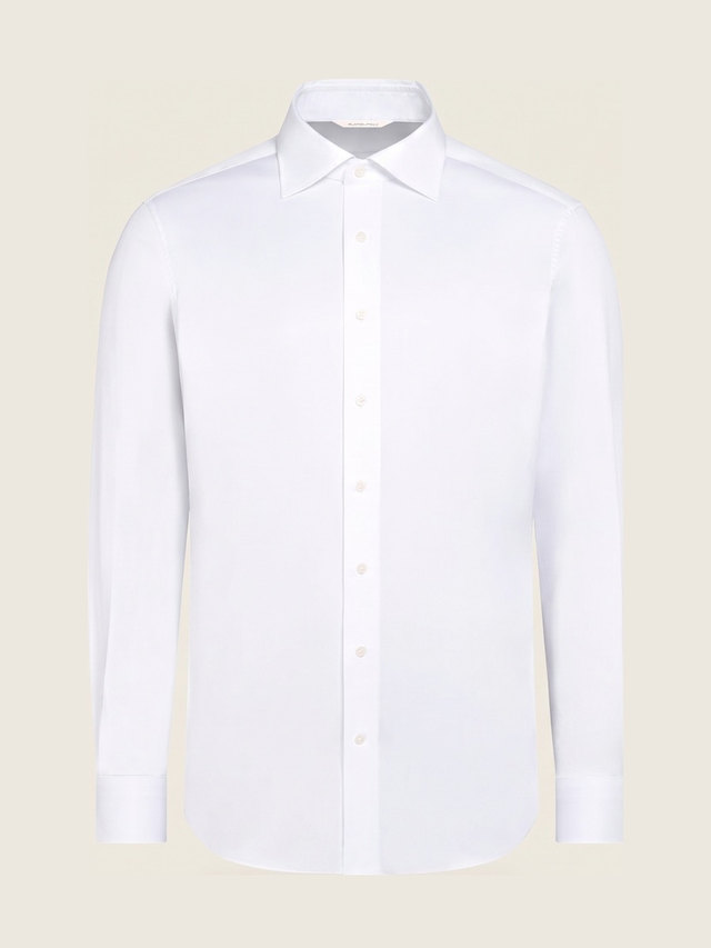 White shirt, spread collar, studio packshot